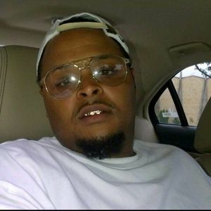 Meet your Posher, Derrickdash